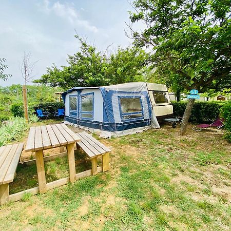 ז'יניאק Camping Paradis Family Les Rives De L'Herault מראה חיצוני תמונה