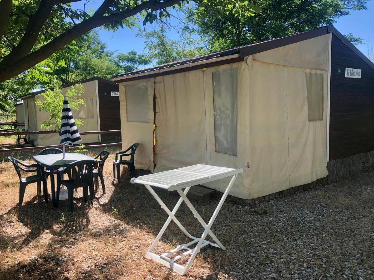 ז'יניאק Camping Paradis Family Les Rives De L'Herault מראה חיצוני תמונה