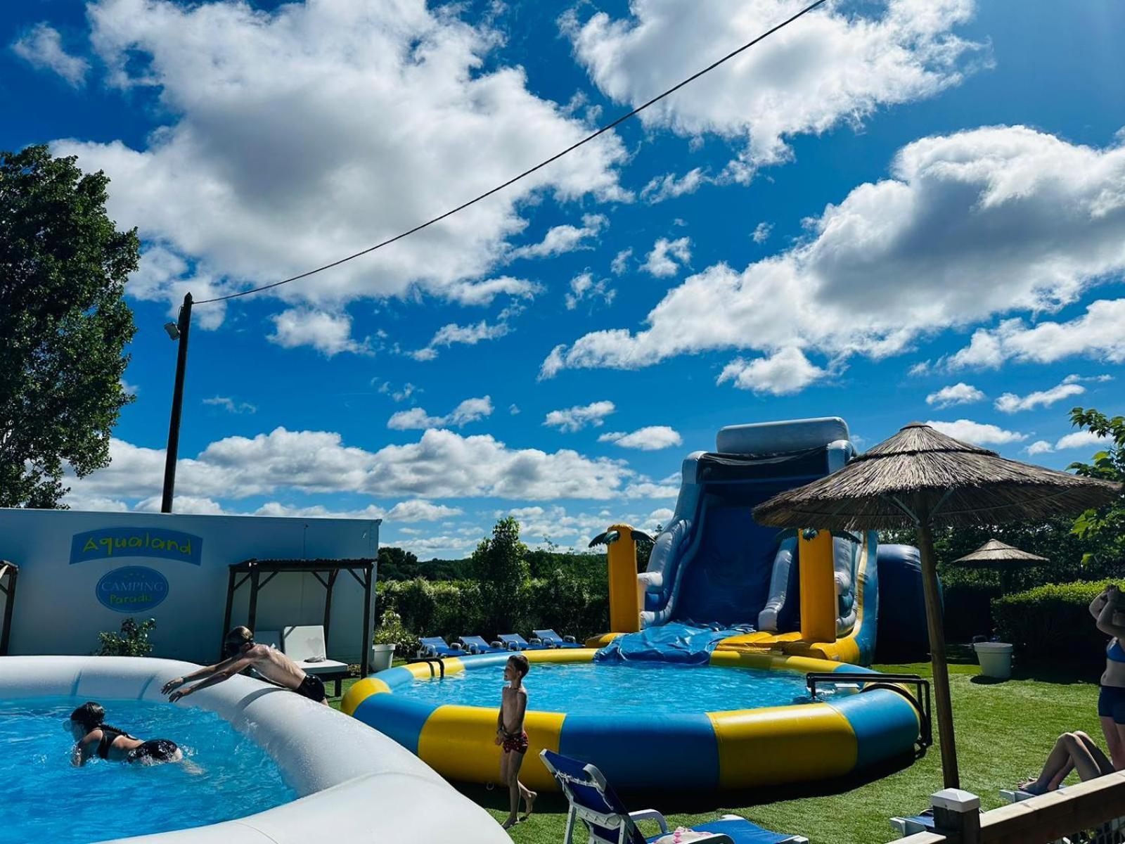 ז'יניאק Camping Paradis Family Les Rives De L'Herault מראה חיצוני תמונה
