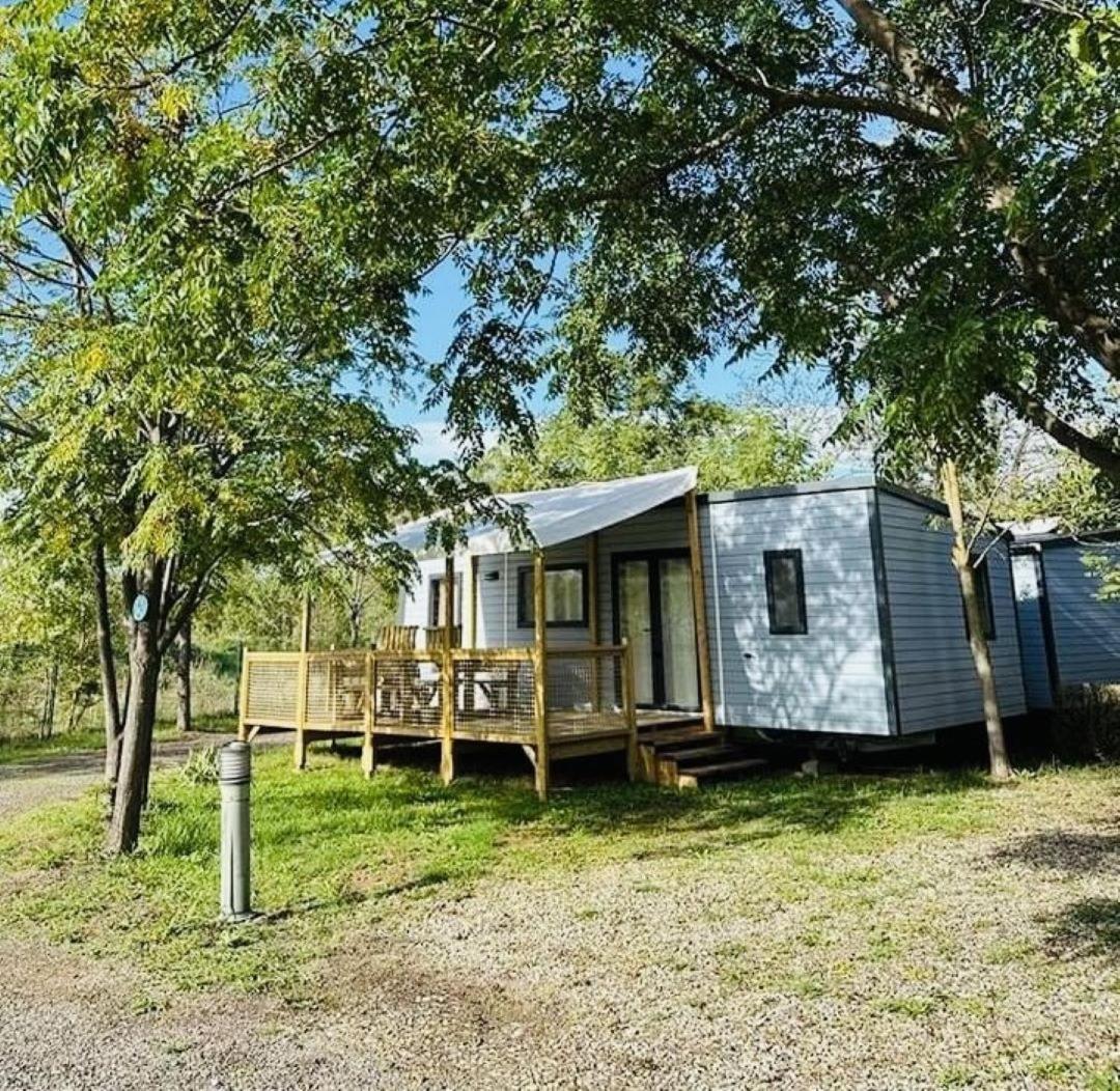 ז'יניאק Camping Paradis Family Les Rives De L'Herault מראה חיצוני תמונה