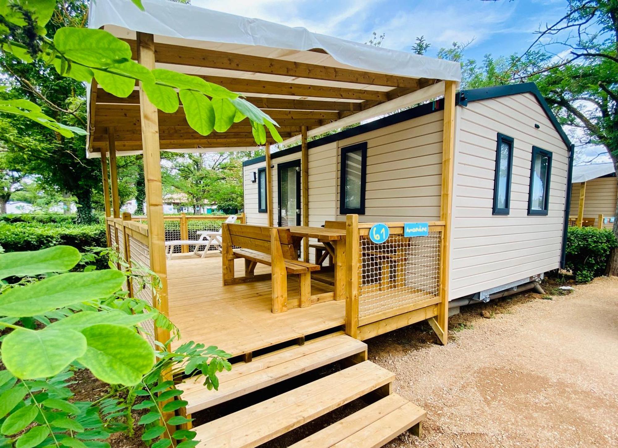 ז'יניאק Camping Paradis Family Les Rives De L'Herault מראה חיצוני תמונה