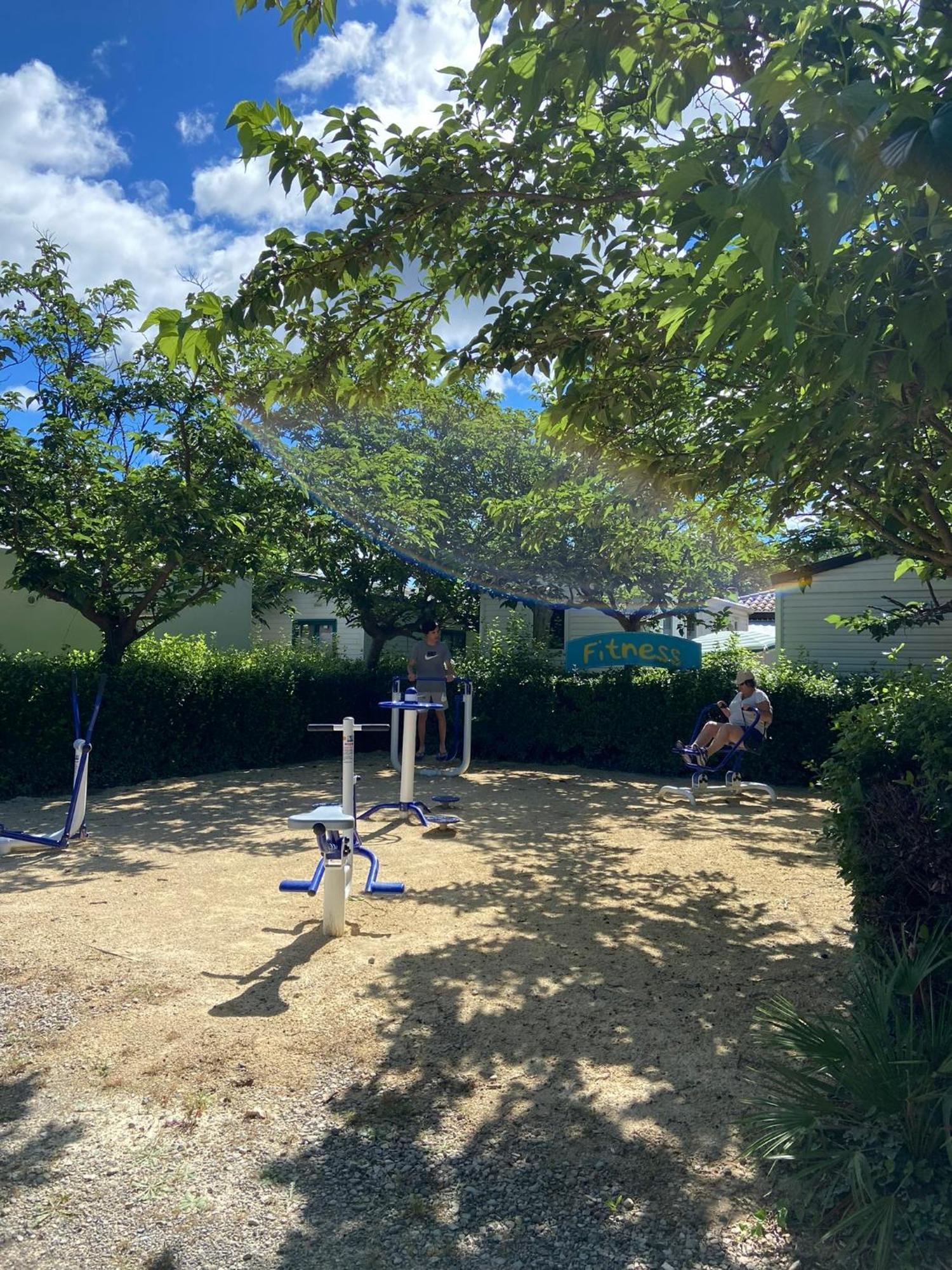 ז'יניאק Camping Paradis Family Les Rives De L'Herault מראה חיצוני תמונה
