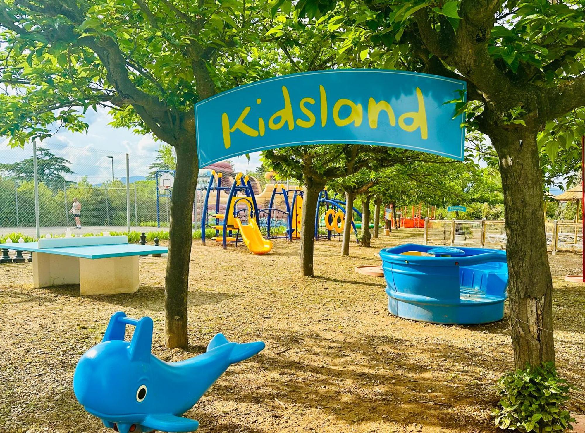 ז'יניאק Camping Paradis Family Les Rives De L'Herault מראה חיצוני תמונה